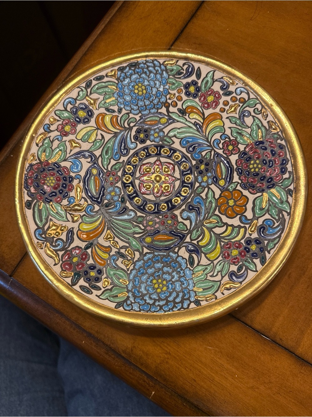 Hand-Painted Floral Ceramic Decorative Plate with Gold Rim
